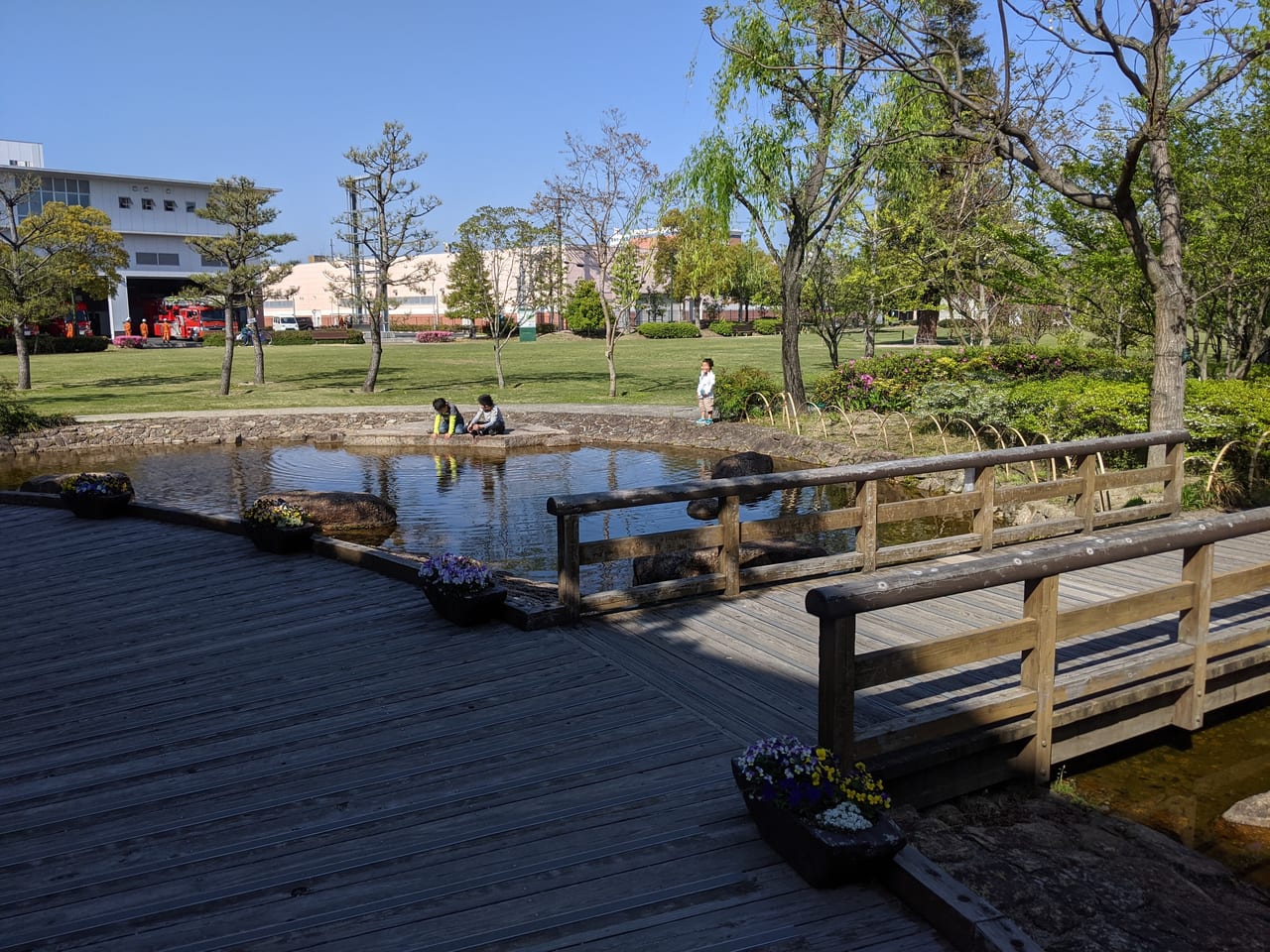 西大寺緑花公園のせせらぎ