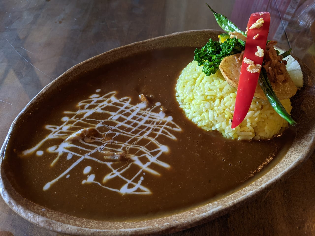 古民家カフェ神武橋のチキンカレー