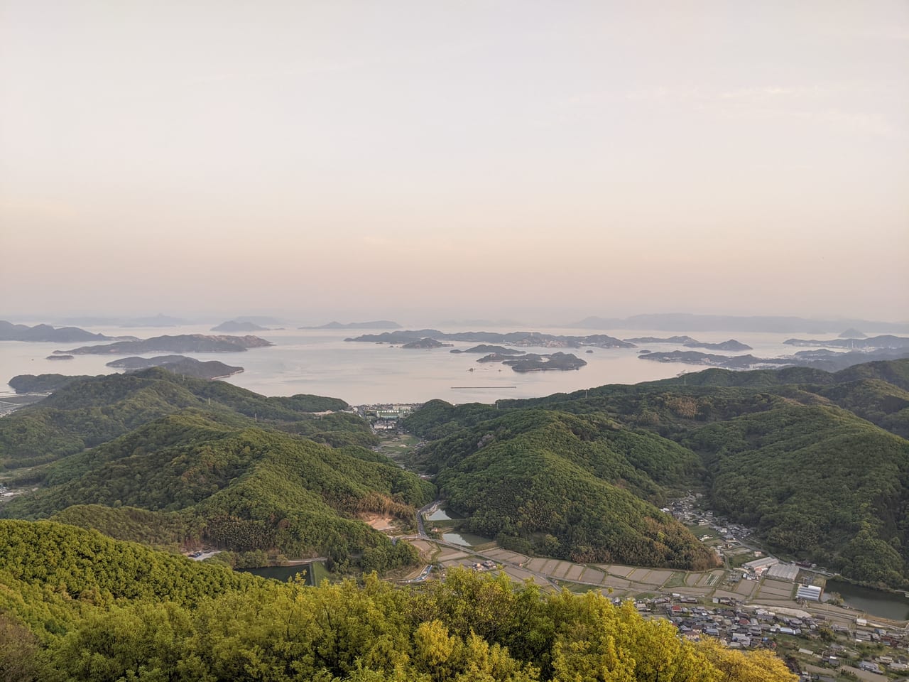 金甲山山頂からの眺め