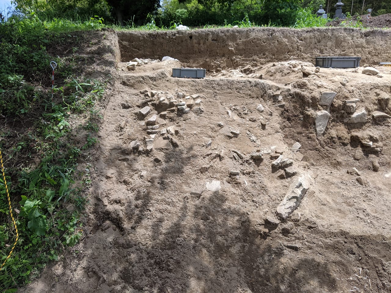 万富東大寺瓦窯跡の発掘中の様子