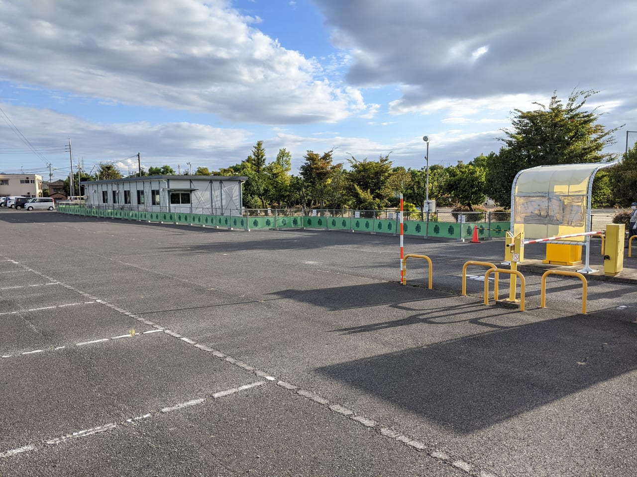 岡山市立中央図書館臨時窓口（第3駐車場）