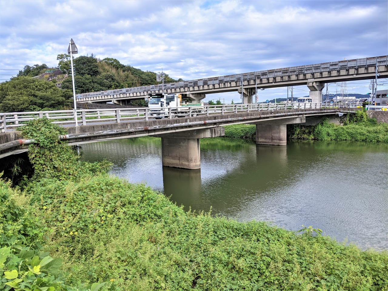 撤去されることになった砂川に架かる芳野橋