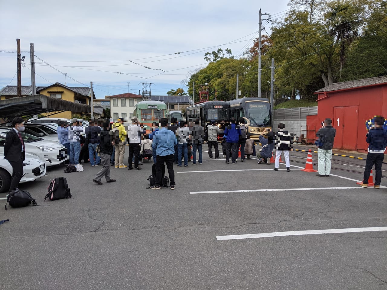 岡電撮影会の様子