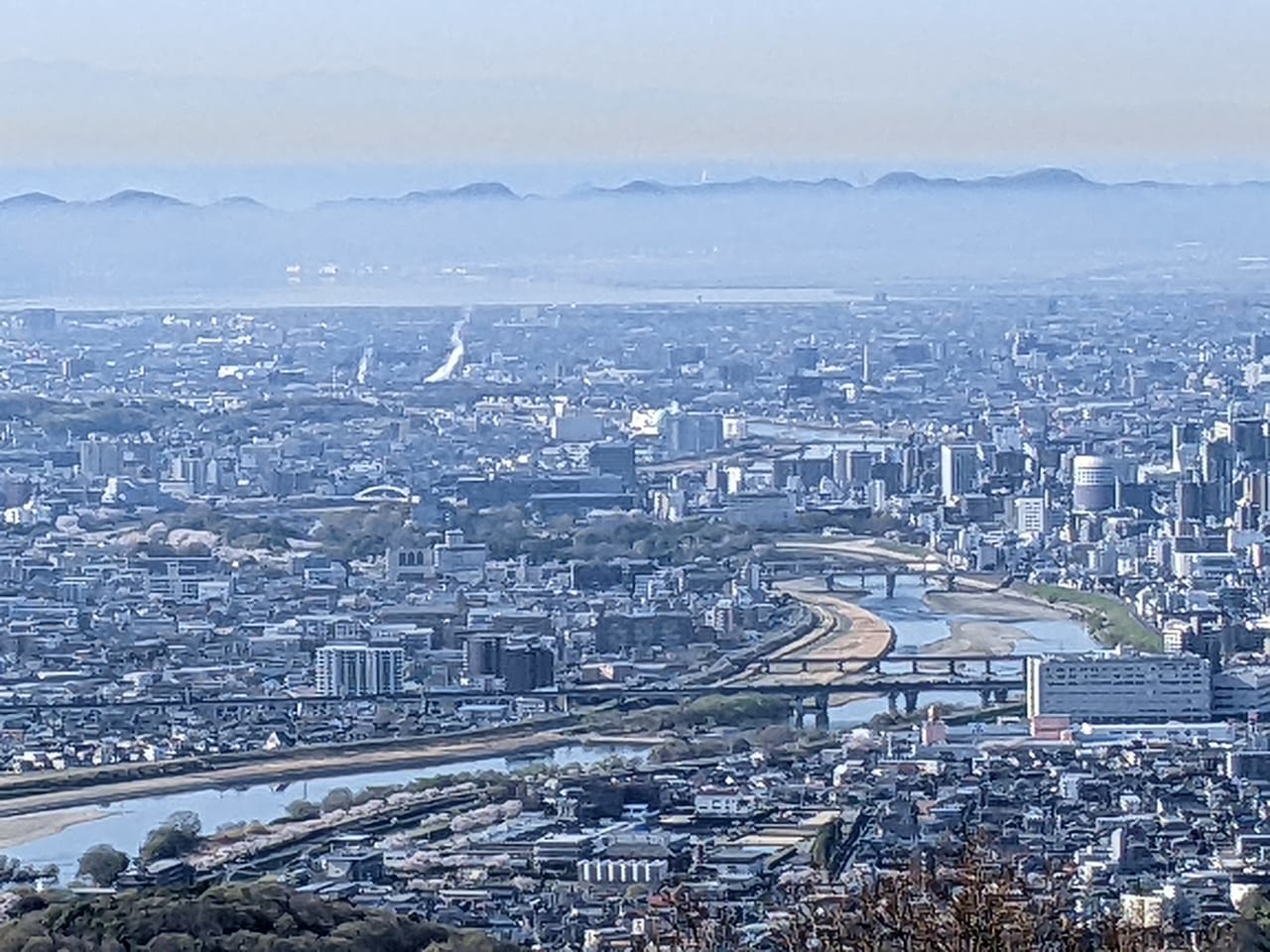 笠井山公園展望台からの眺望（2022.04.05）