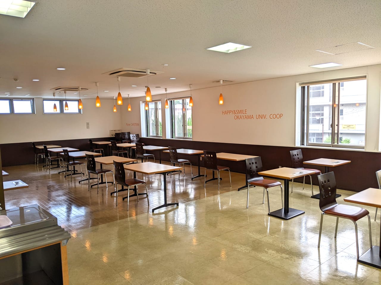 岡山大学 ピオーネカフェテリア（2F）