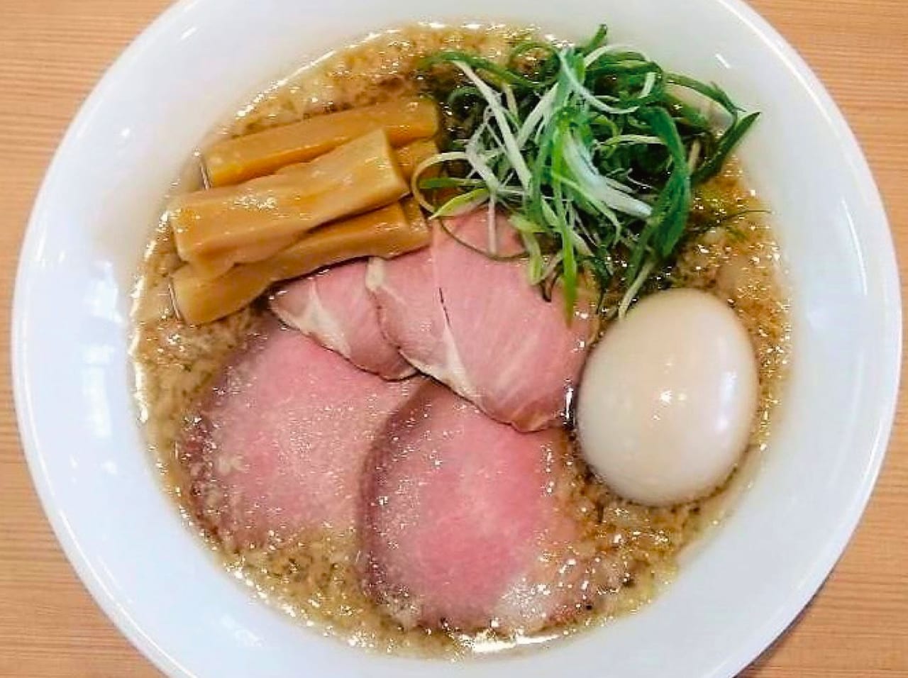 「らぁ麺さくら田 岡山大供店」の特製背脂醤油らぁ麺