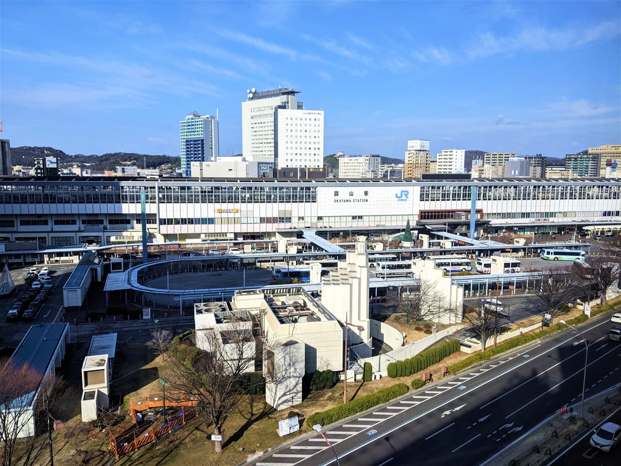 JR岡山駅