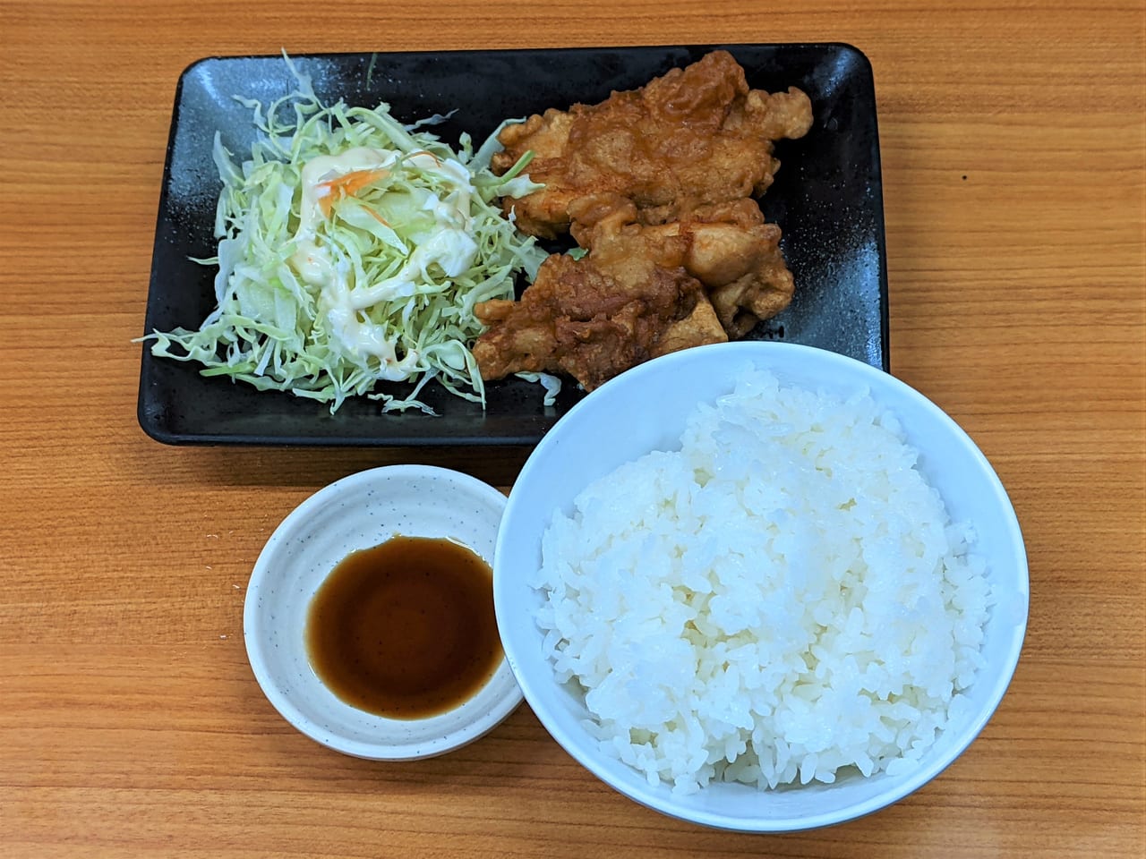 「博多一番 津島店」のメガ盛り定食