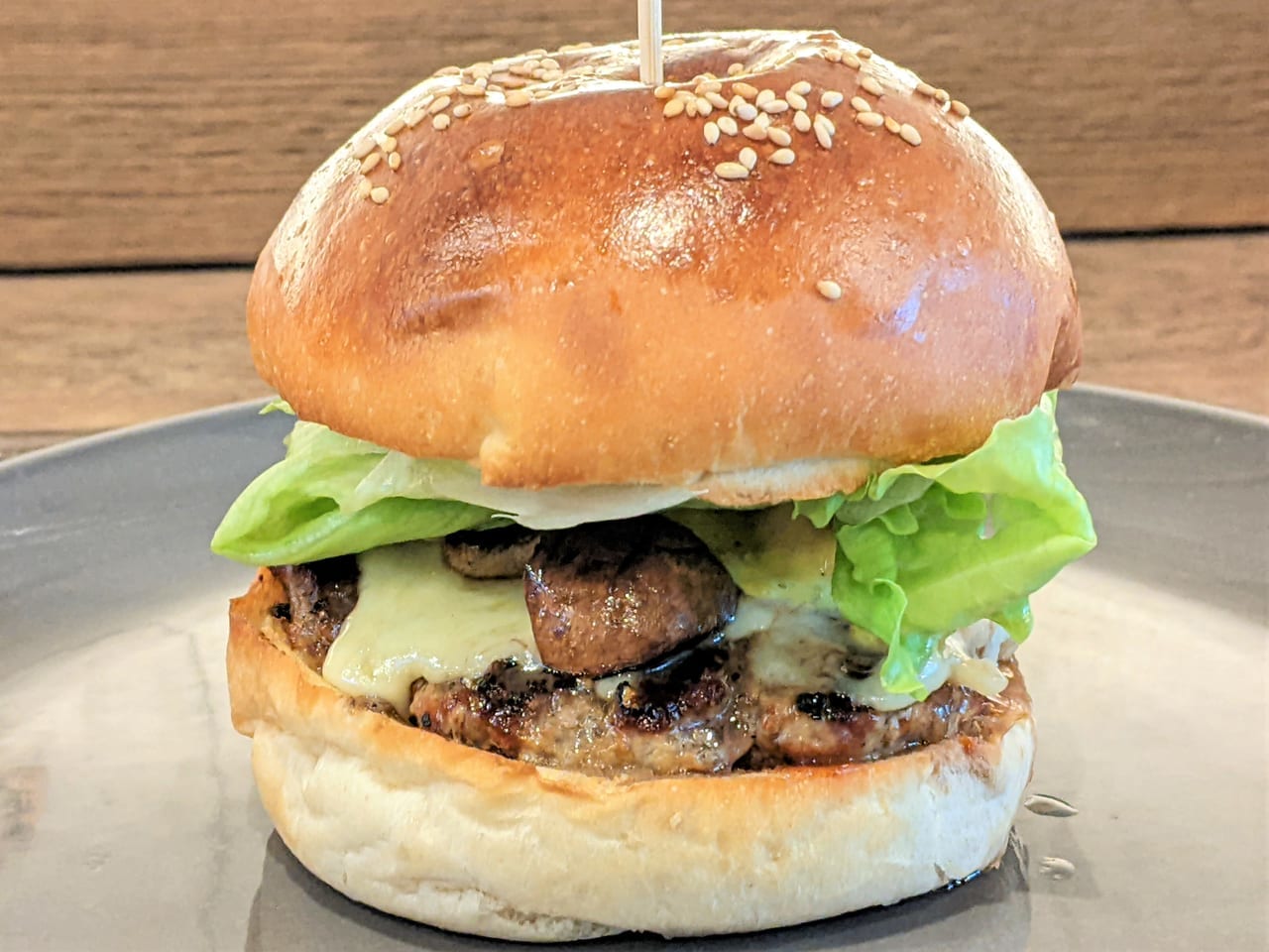 「Haré Baré Burger」のハレバレバーガー