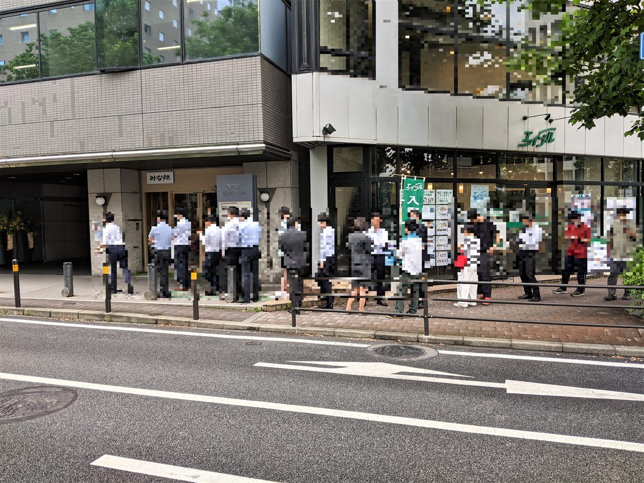 「みな麺 岡山店」の外観