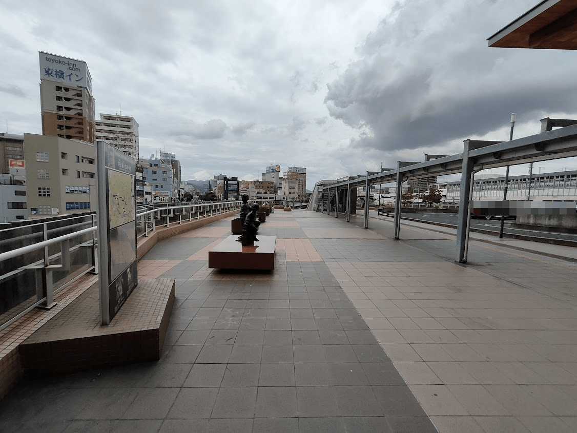 岡山駅西口（西口広場）