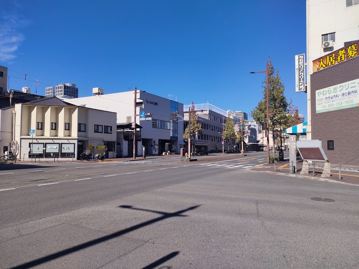 セブン-イレブン 岡山内山下１丁目店