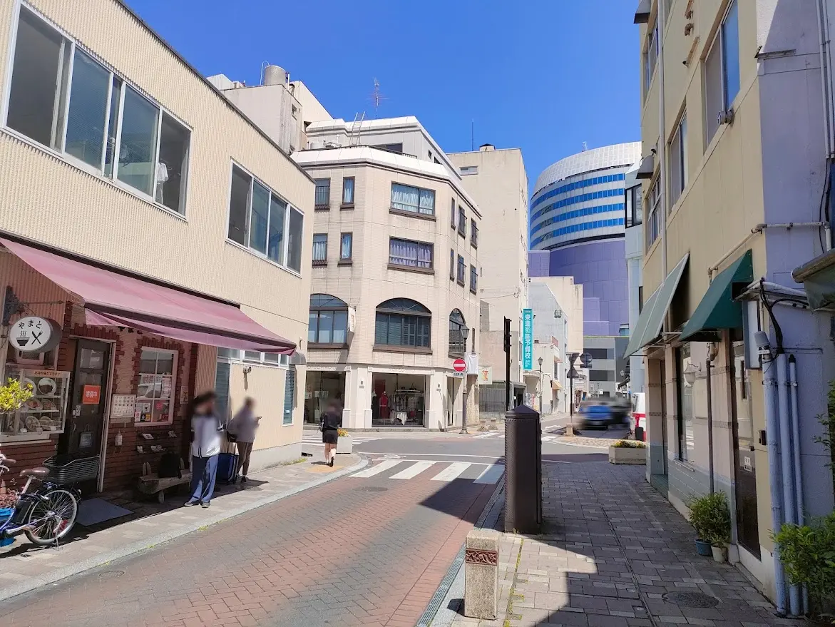 RIZING BASE 表町