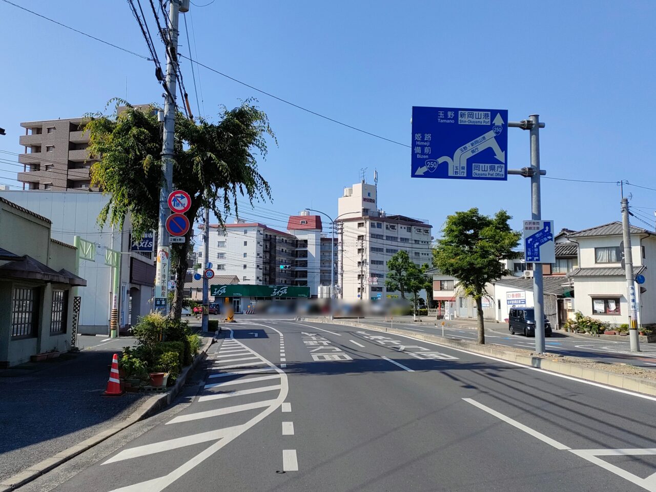 3mi-kitchen（店舗周辺の様子）