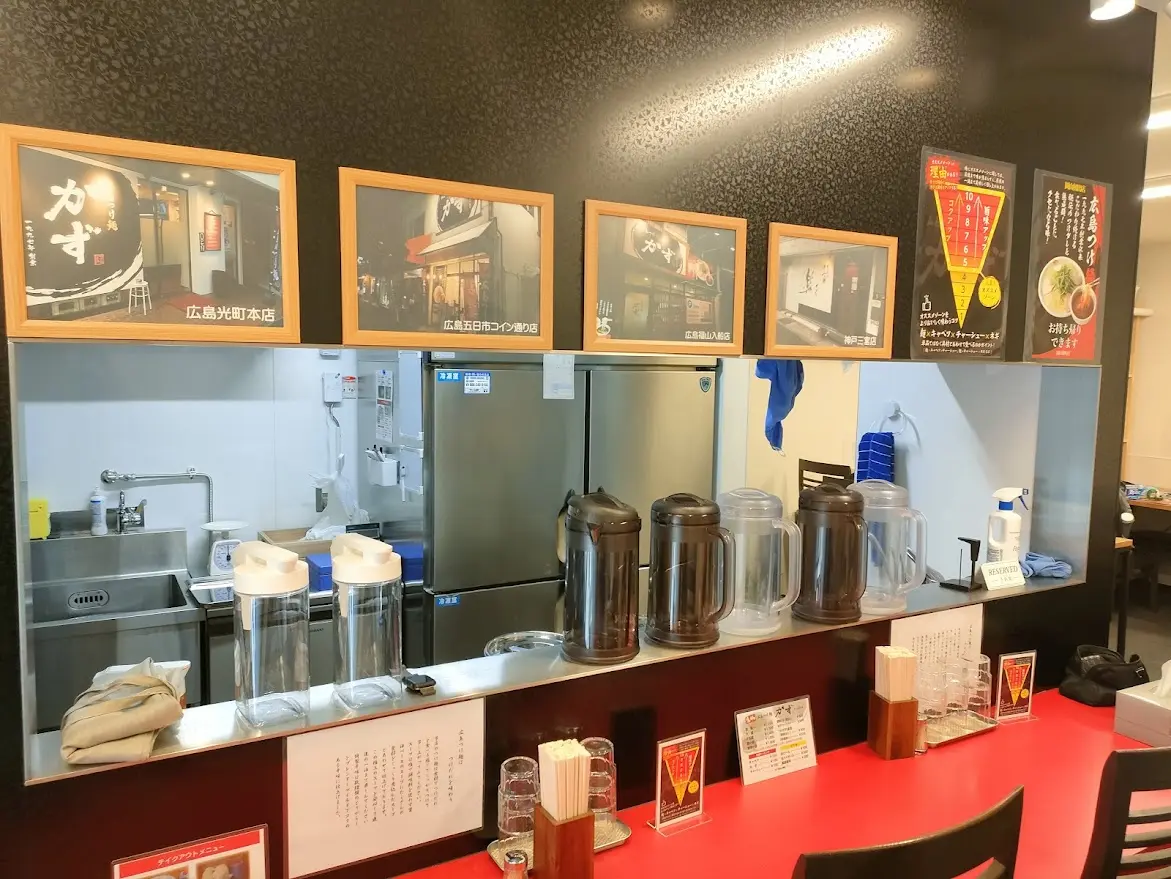 広島つけ麺かず 岡山柳町店(店内)