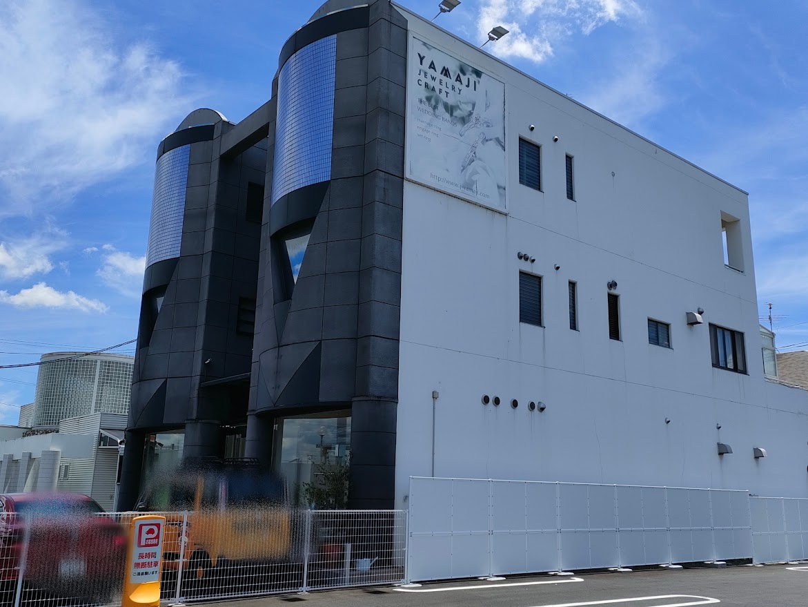 ジュエリークラフトヤマジ 岡山本店