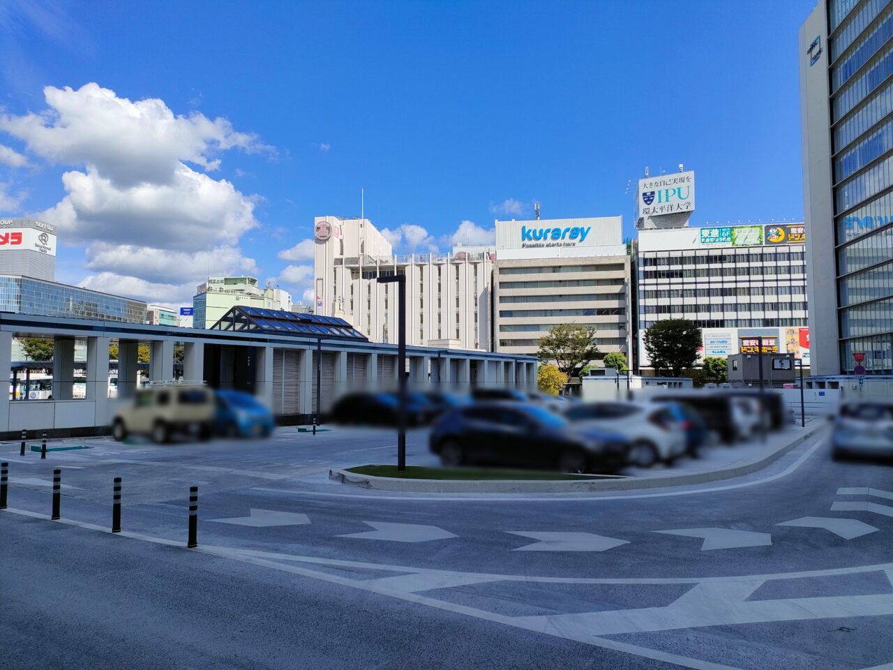 岡山駅前広場駐車場