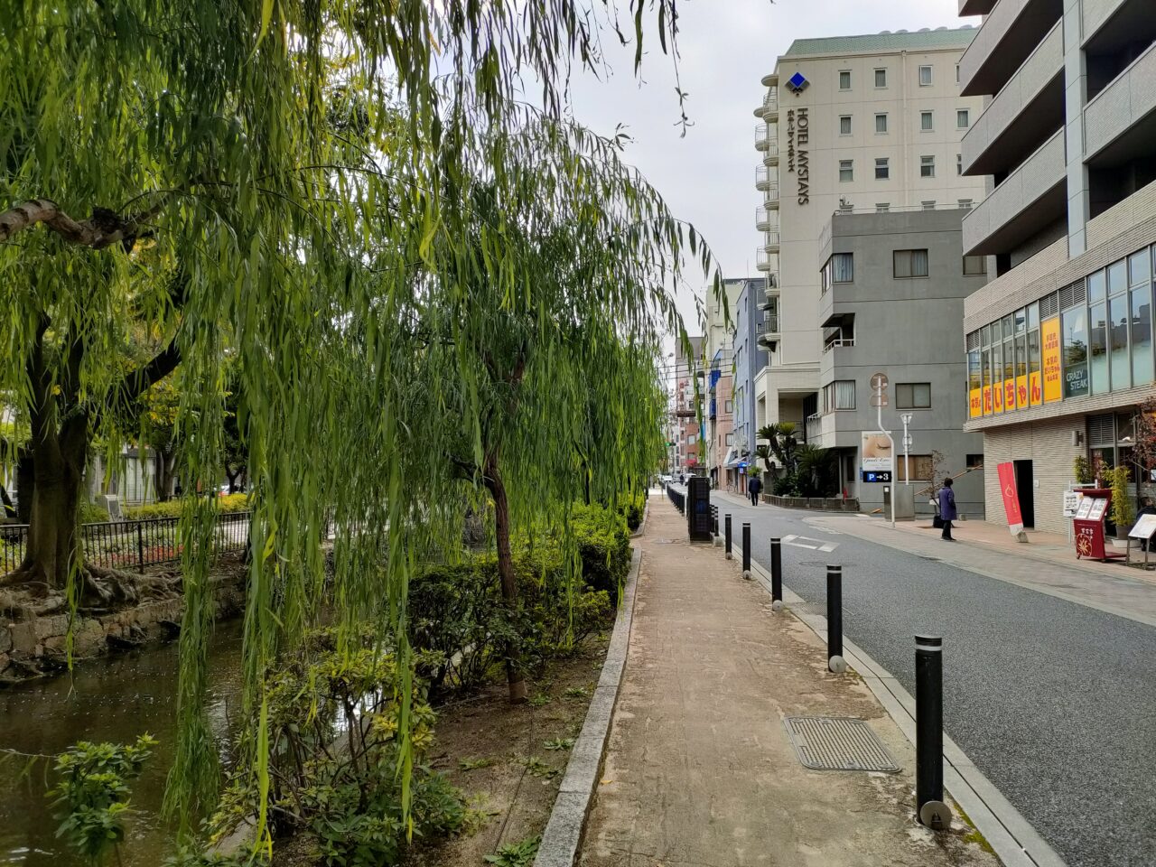 西川緑道公園筋北行き