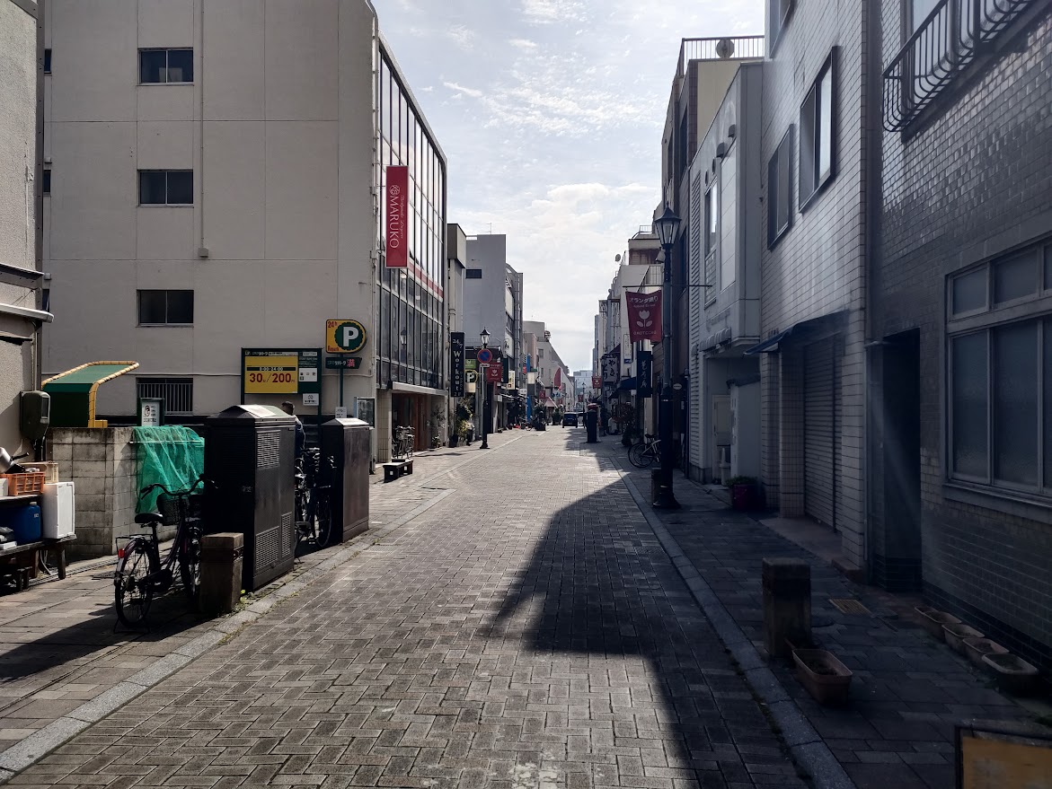 よつば文庫オランダ通り店