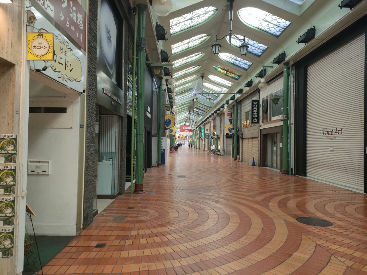 ガチャザウルス岡山店