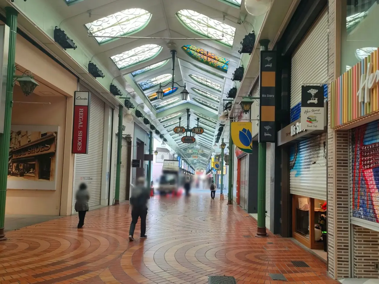 ガチャザウルス岡山店