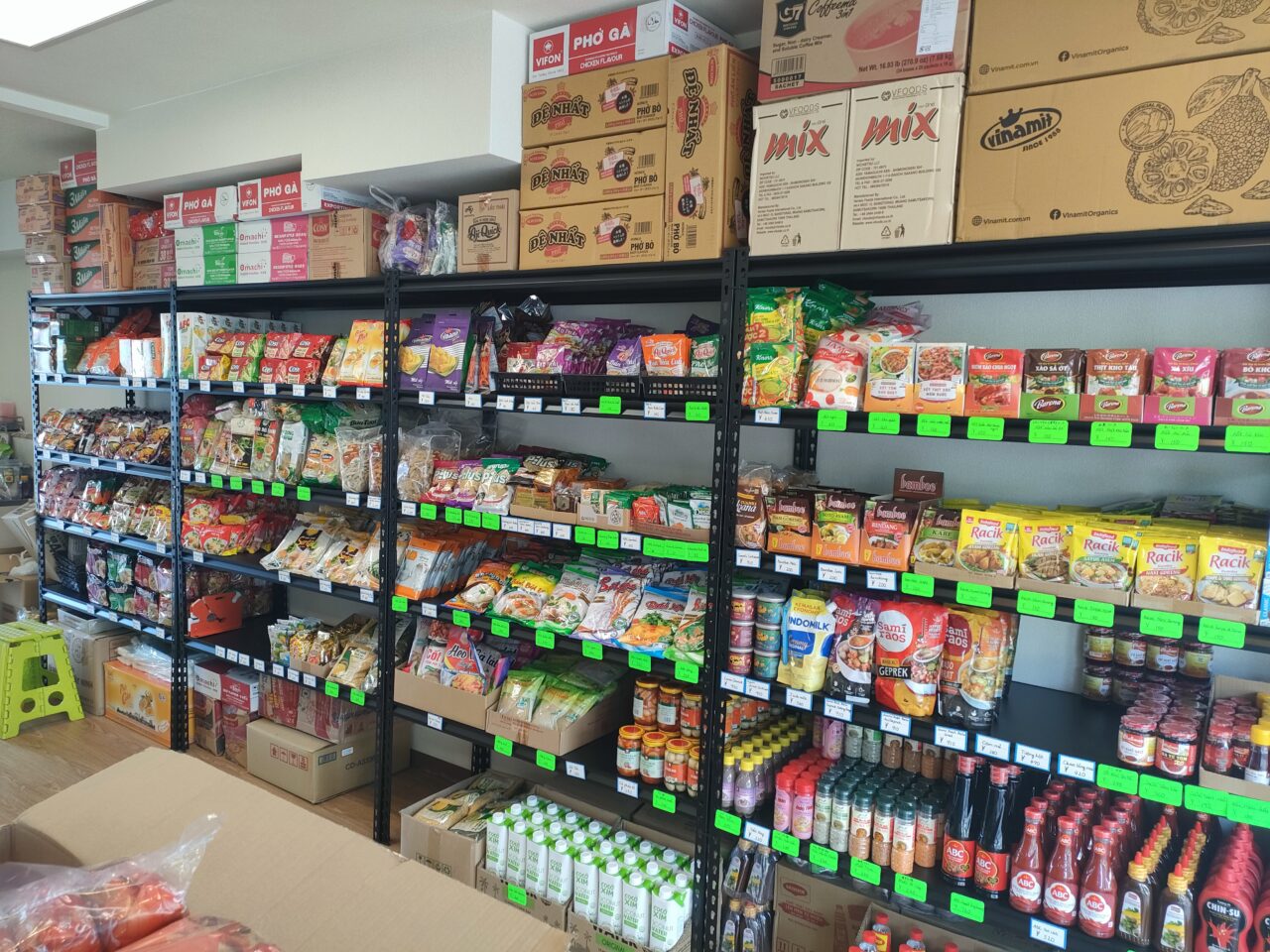 アジア食品店マルシェ