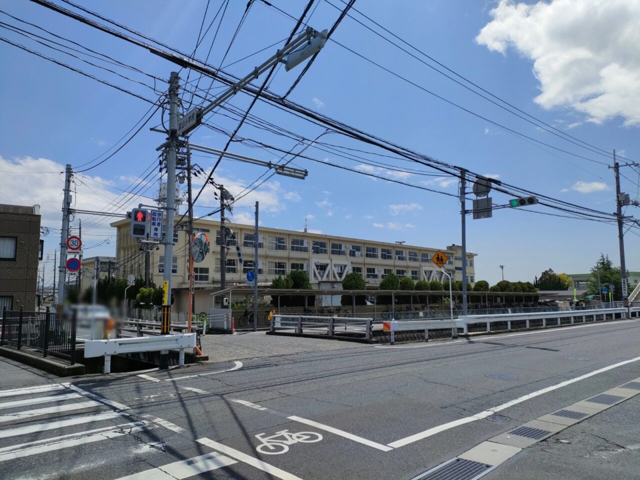 岡山市立富山小学校
