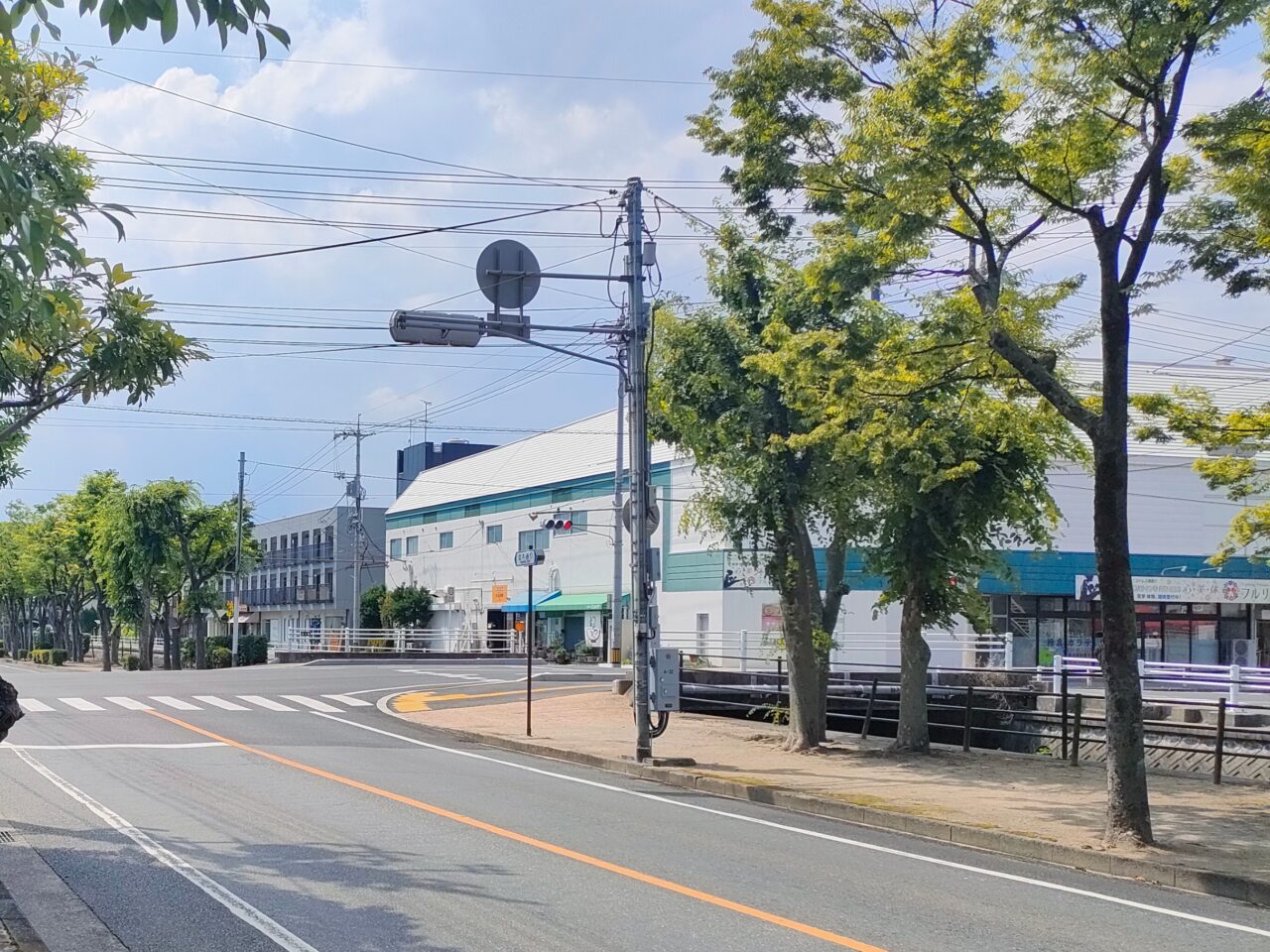 アジア食品店マルシェ