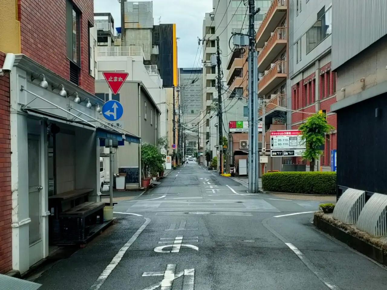 中山下バルodom