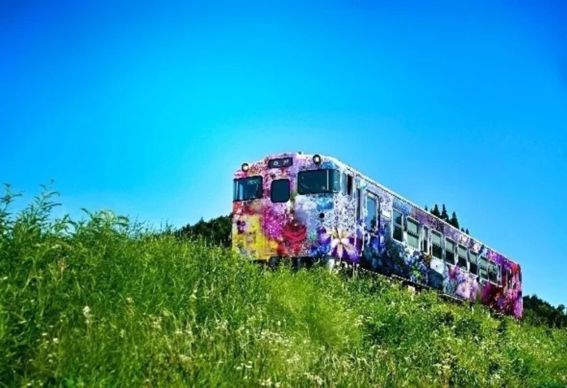 ラッピング列車