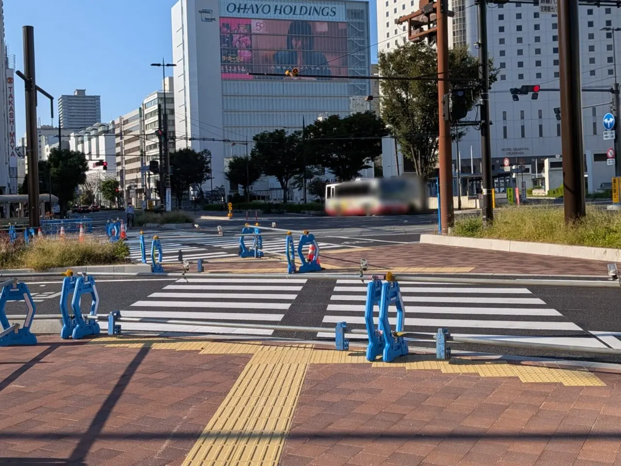 岡山駅前交差点(新横断歩道)
